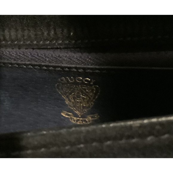 Gucci navy suede clutch w a wide navy leather accent strap - Picture 5 of 6